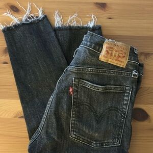 Distressed Levi Jeans